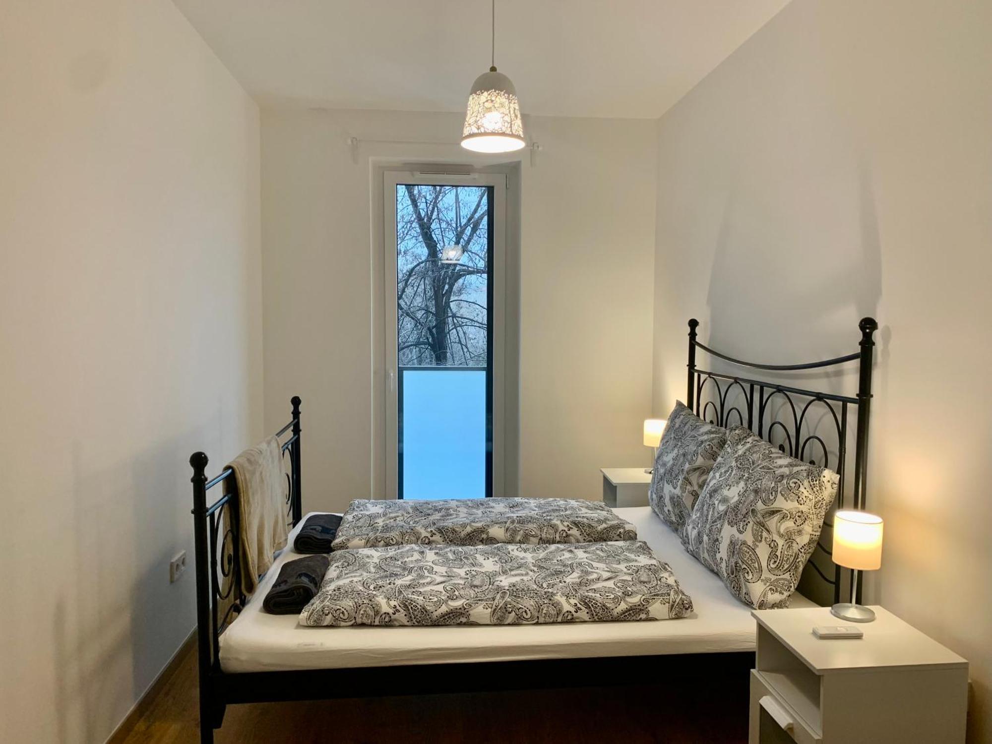 Westside Residence Apartment - Modern & Peaceful - Free Garage! Budapesta Exterior foto